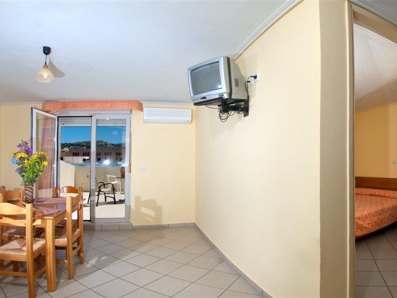 Kleoniki Mare Aparthotel Rethymno  ภายนอก รูปภาพ